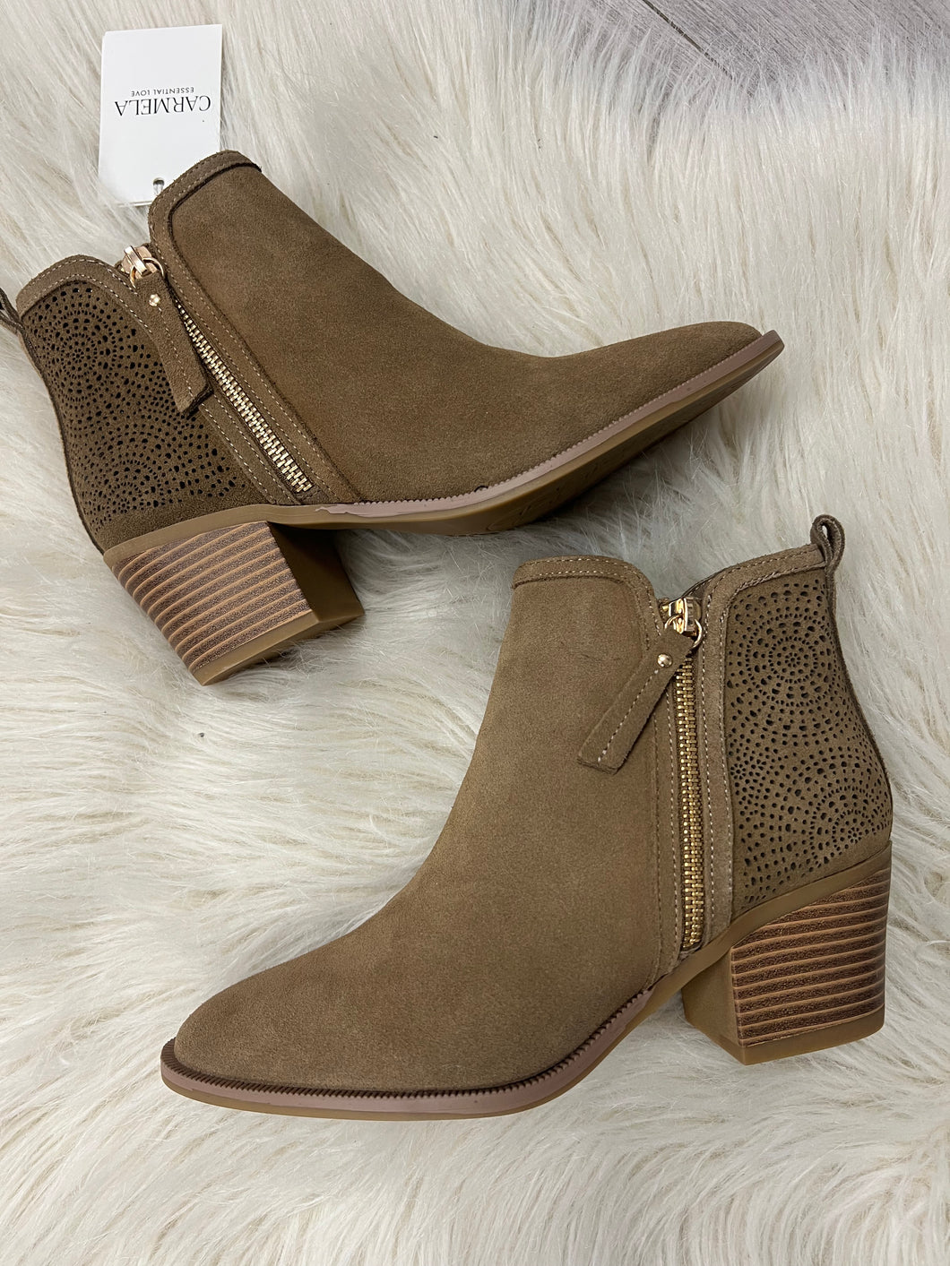 Carmela Maya Boots