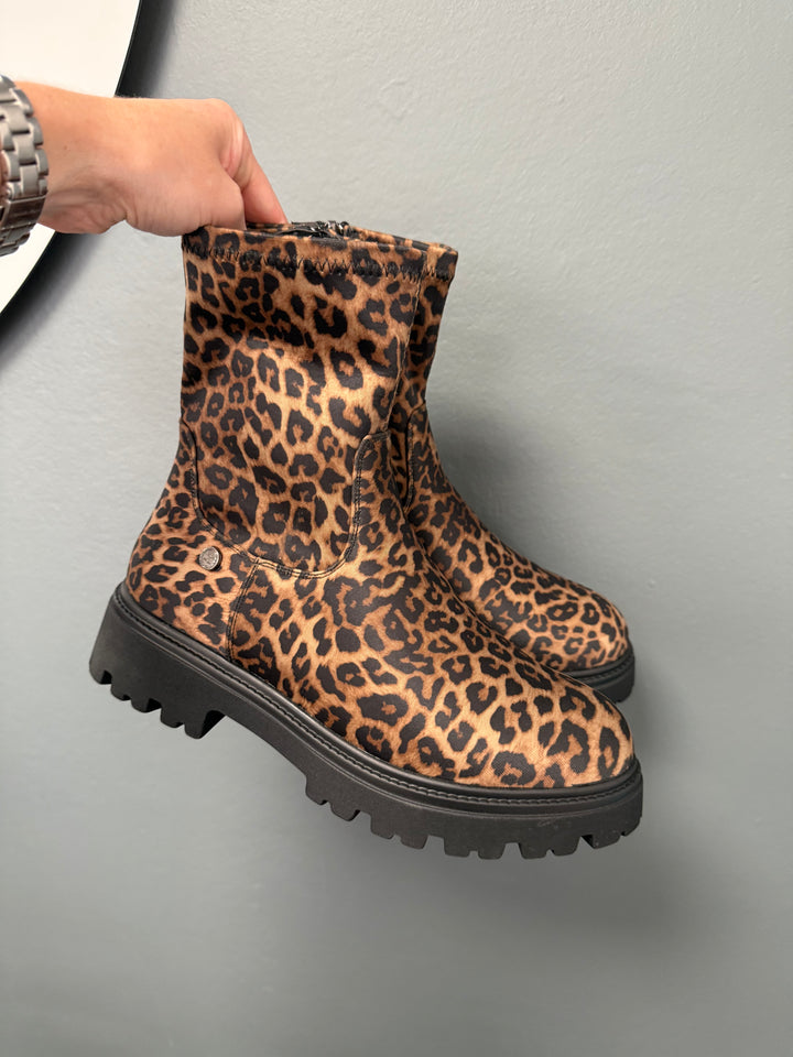 Xti Leopard Print Boots