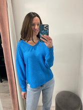 Load image into Gallery viewer, Riley Pullover - Blue
