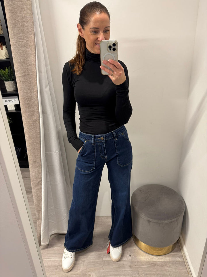 Pamila Roll Neck