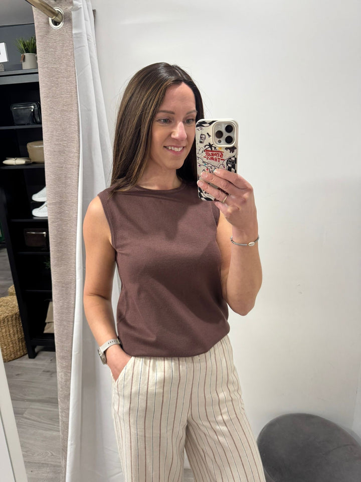 Morla Sleeveless Top - French Roast