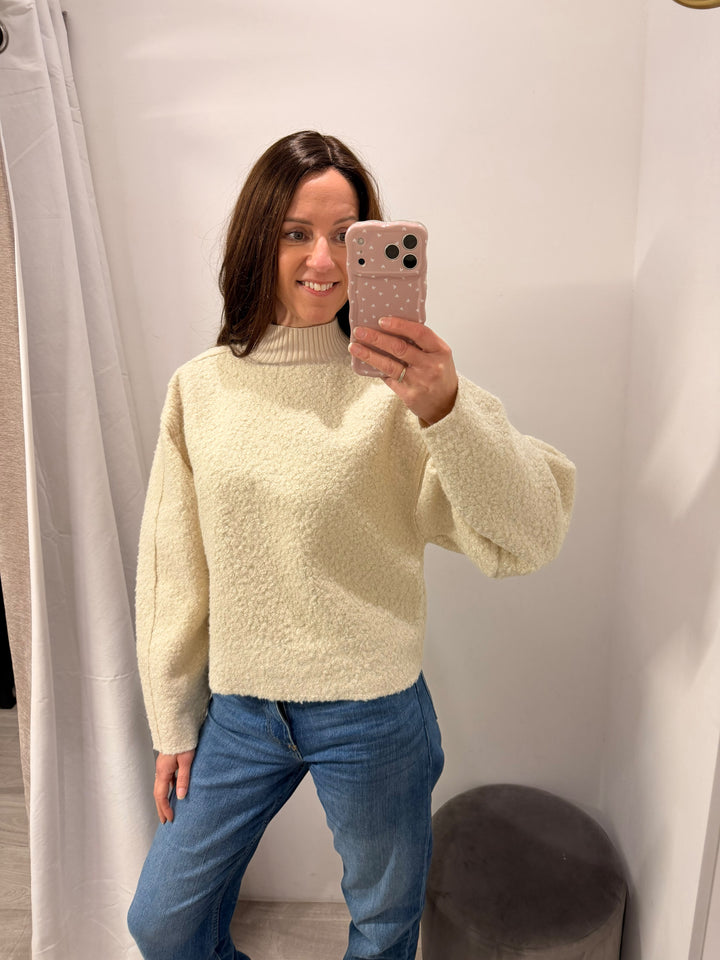 Curley Jumper