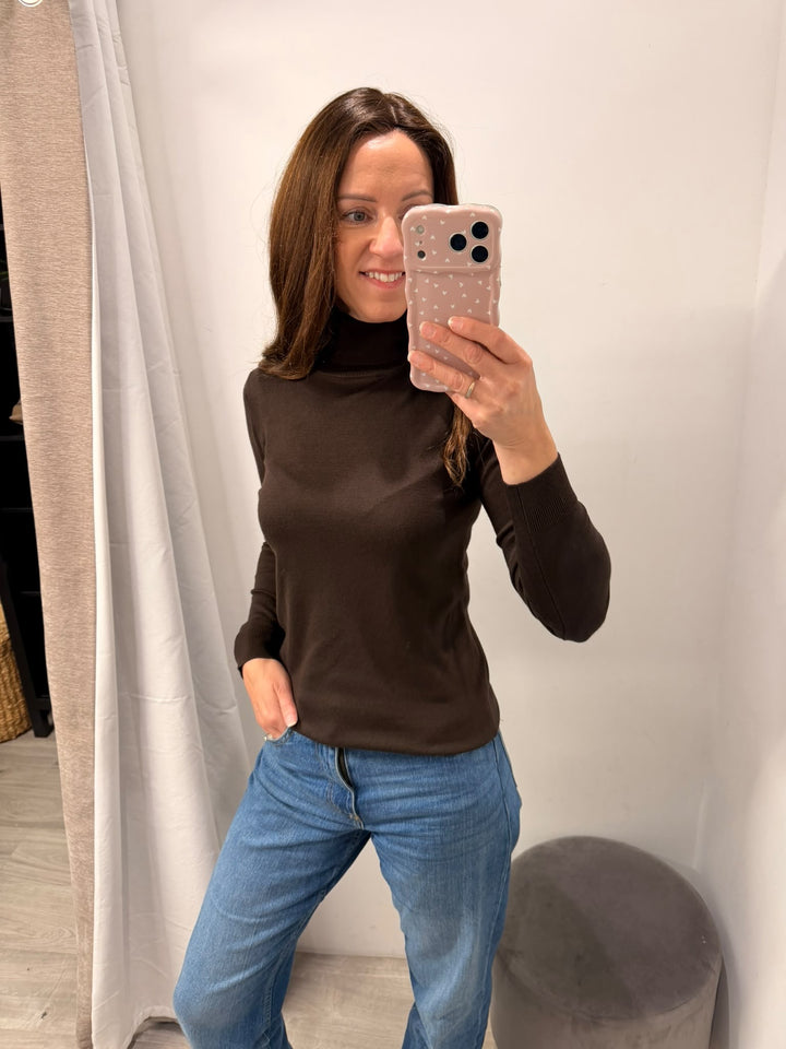 Luls Rollneck Jumper - Chocolate