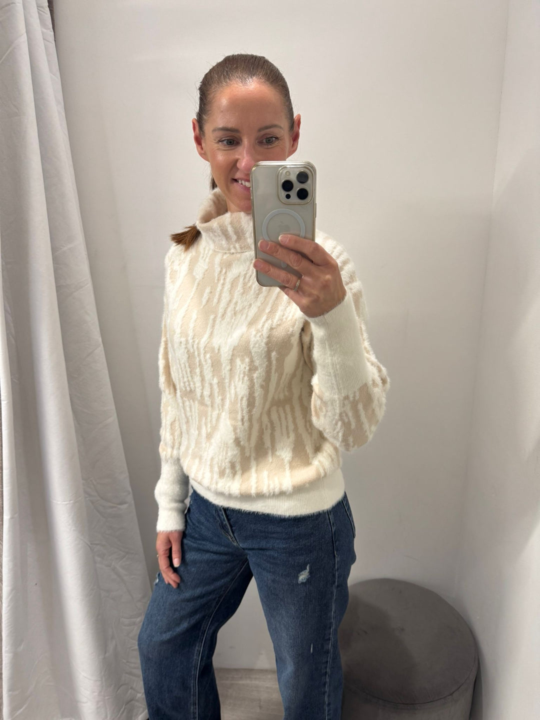 Naura Sweater - Birch Snow Zebra