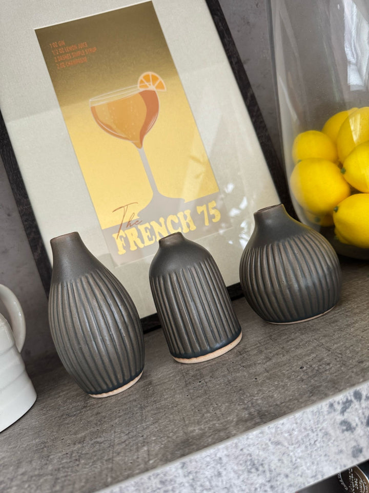 Ribbed Bud Vases (Set of 3) - Black