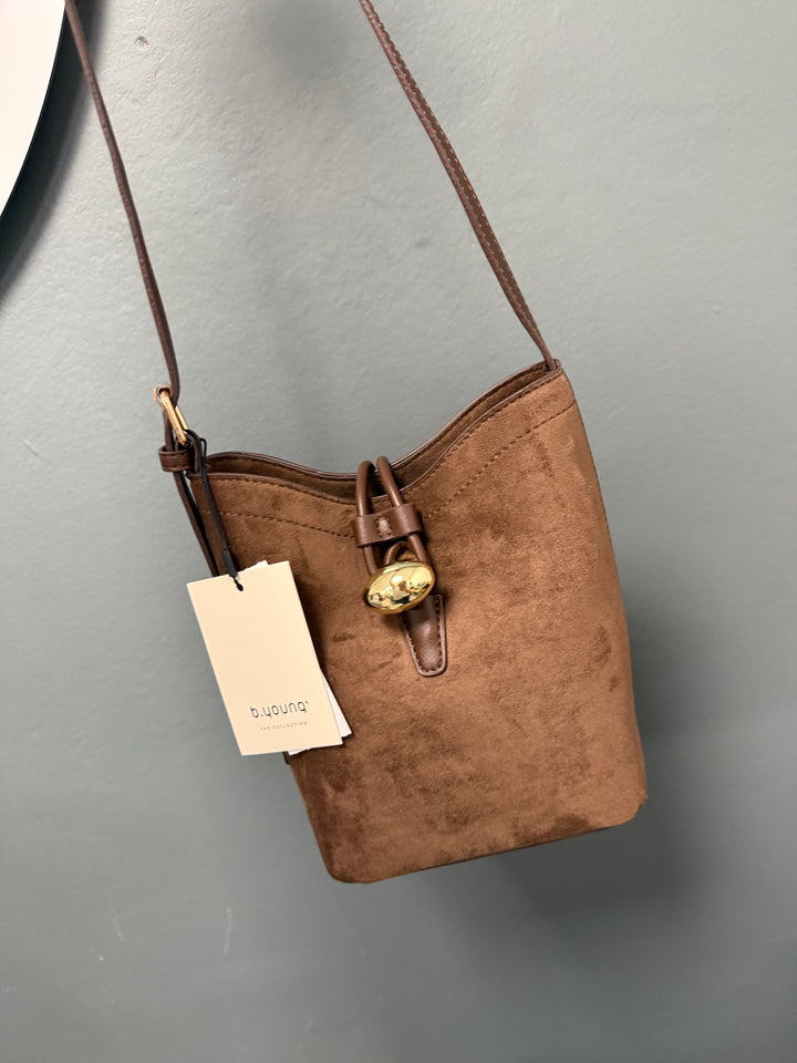 Vuede Bucket Bag