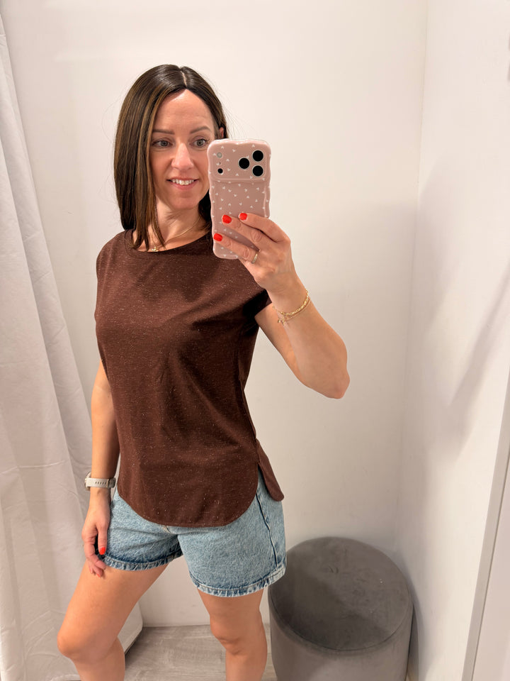Rebel T-shirt - Chicory Coffee