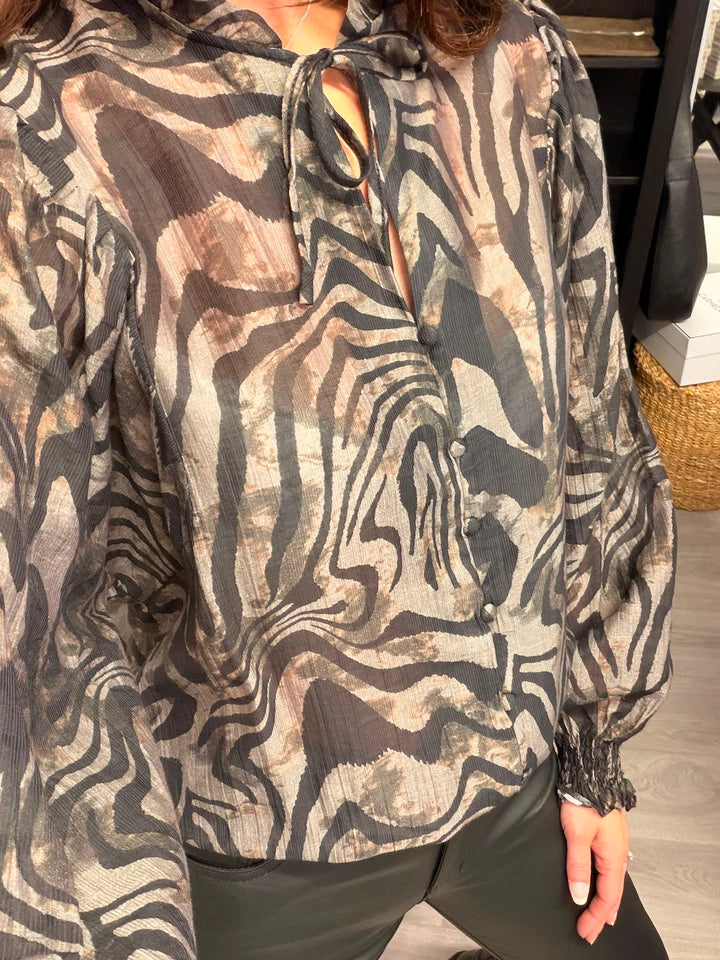 Esita Shirt