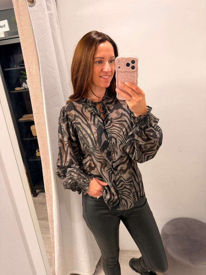 Esita Shirt