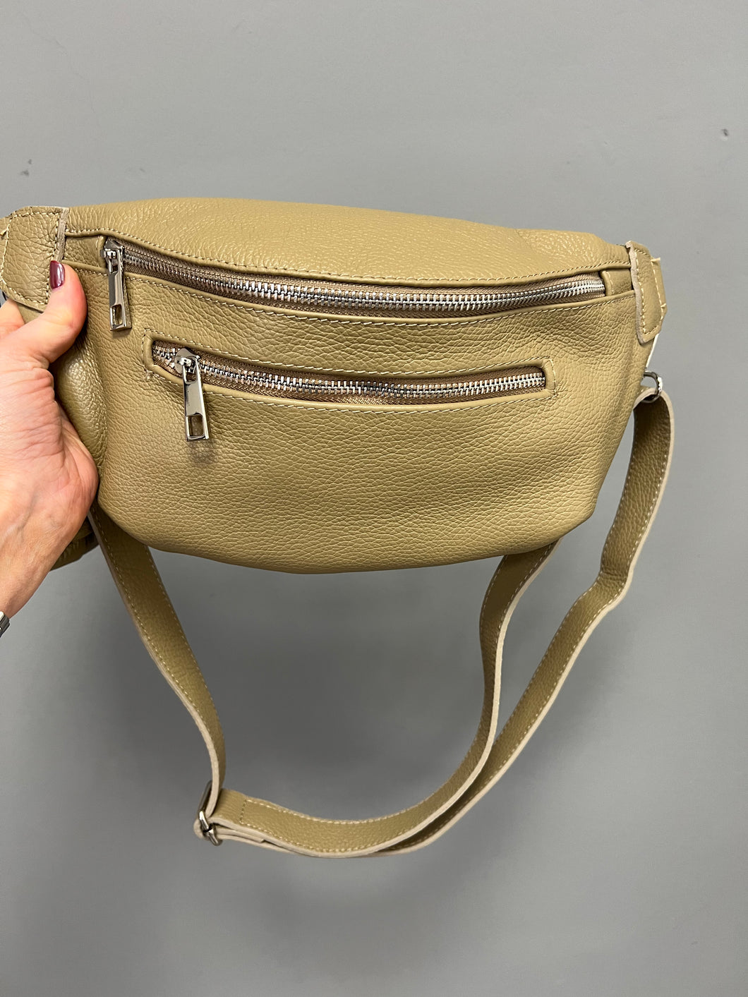 Mae Leather Crossbody Bag - Taupe