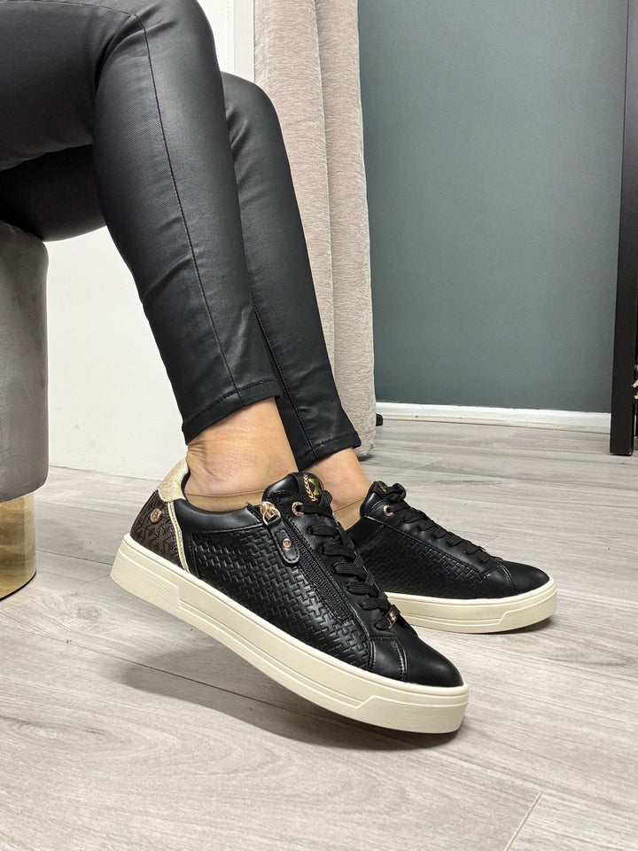 Xti Zip Detail Trainers - Black