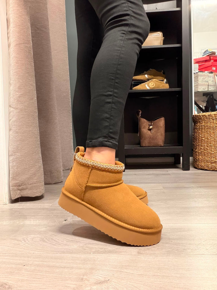 Carmela Ayla Boots - Tan