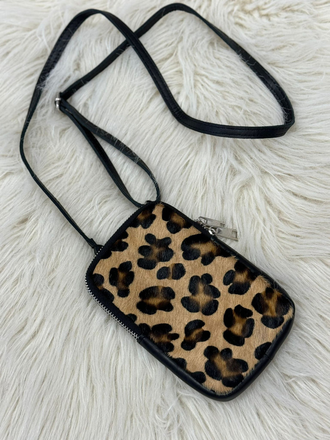 Harlow Phone Pouch - Leopard Print