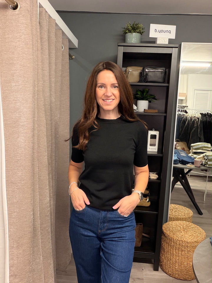 Luls O-Neck Top - Black