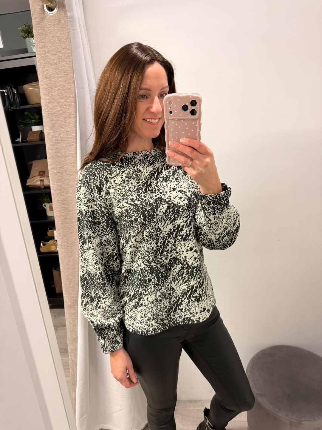 Oelly Sweatshirt