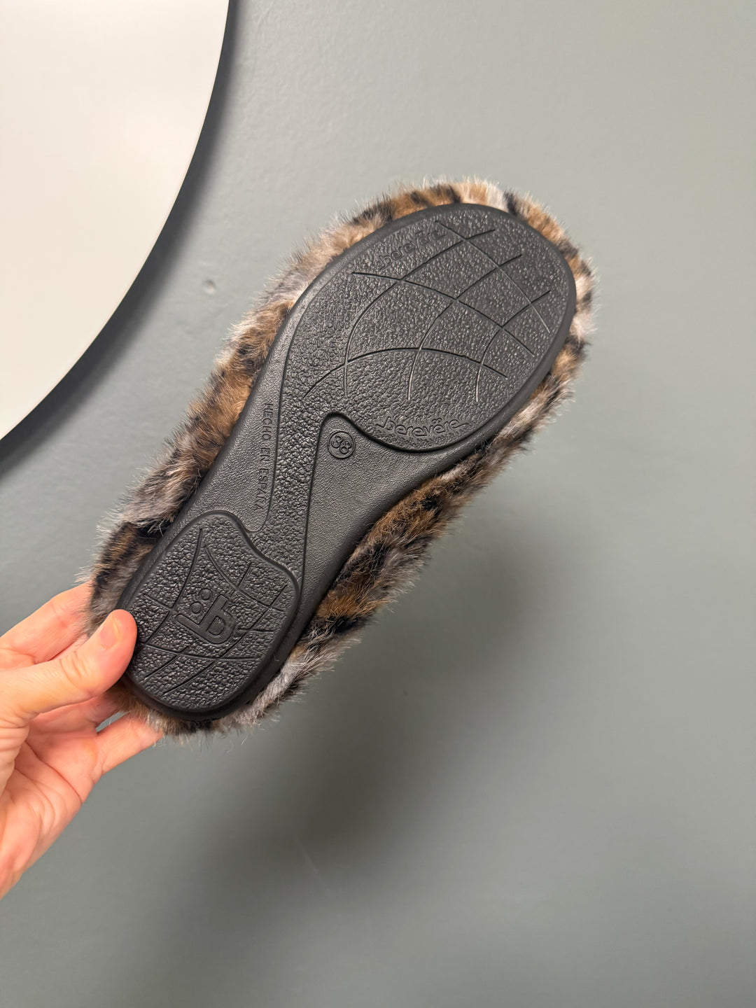 Berevere Slippers - Grey Leopard