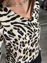 Load image into Gallery viewer, Marrakech Top - Leopard
