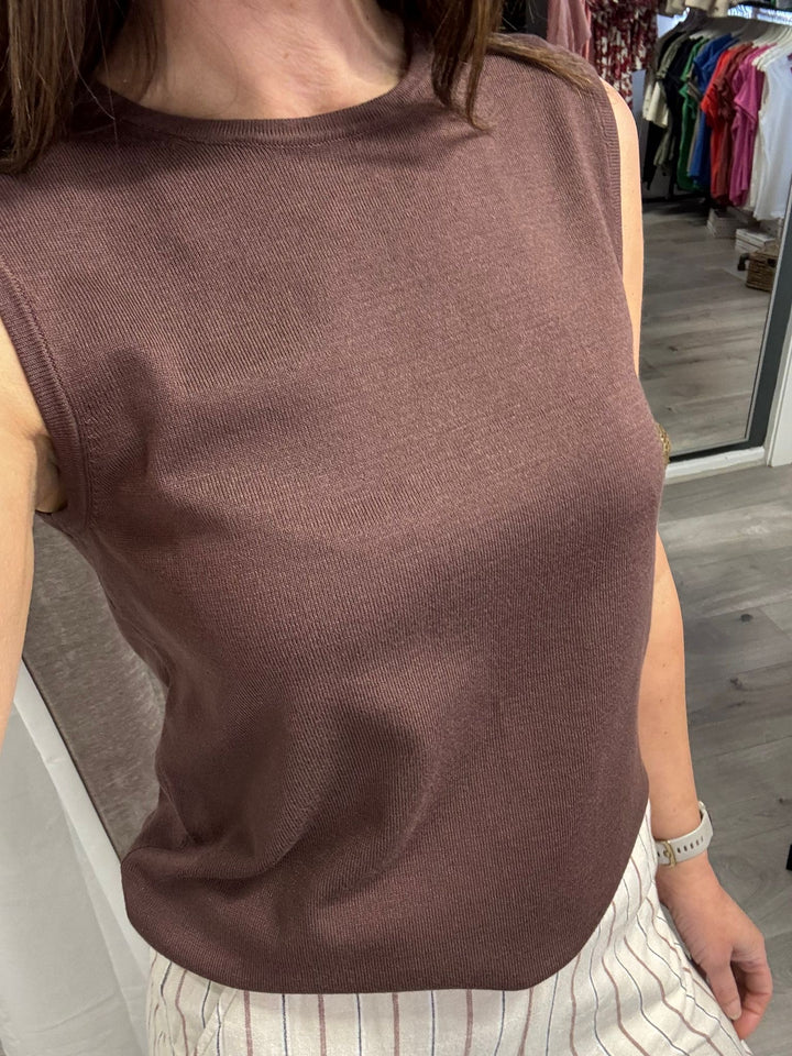 Morla Sleeveless Top - French Roast