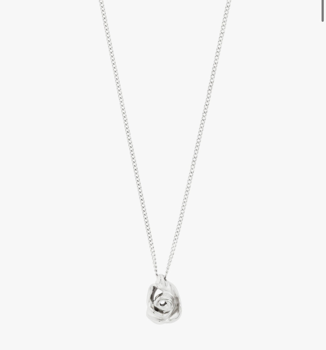 Riyan Necklace - Silver Plated