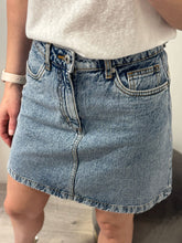 Load image into Gallery viewer, Aveny Skirt
