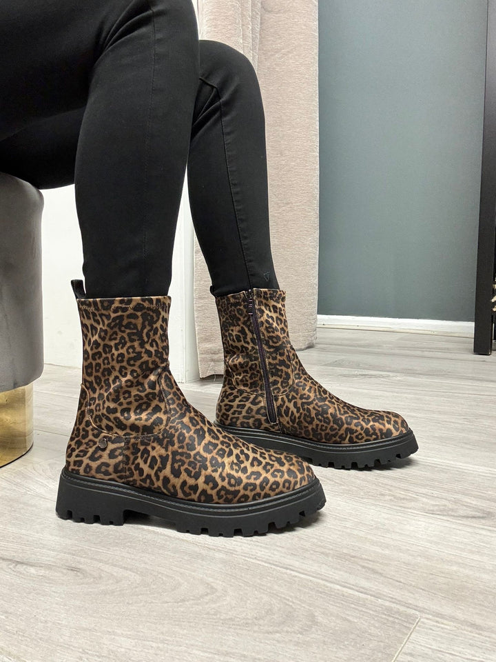 Xti Leopard Print Boots
