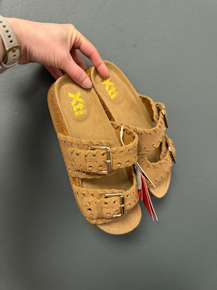 Xti Carmen Sandals