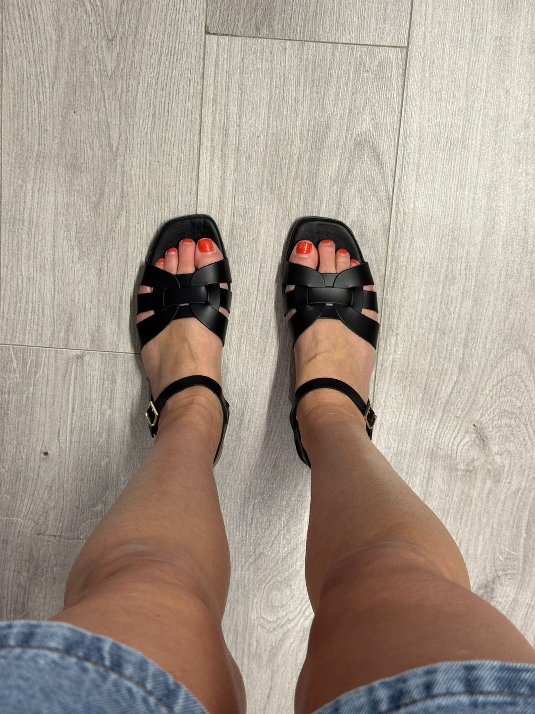 Mila Buckle Leather Sandals - Black