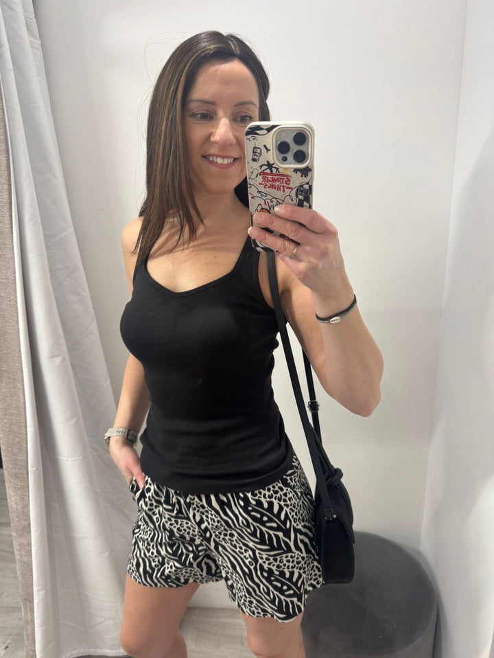 Oreta Vest Top - Black