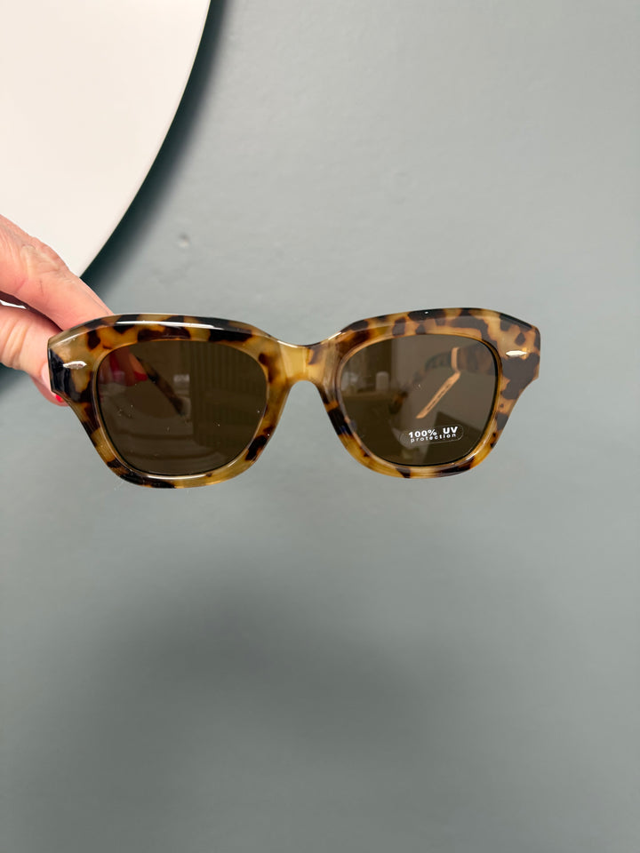 Sandra Sunglasses - Tortoise