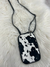 Load image into Gallery viewer, Harlow Phone Pouch - Cow Print
