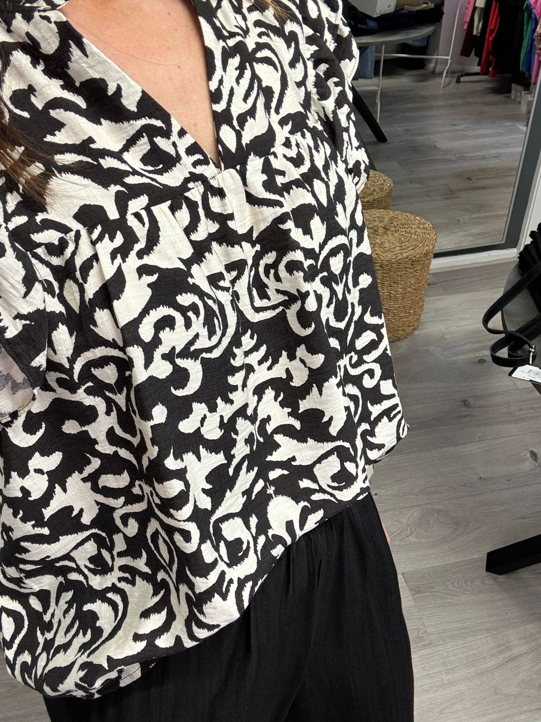 Brianne Blouse - Black Print