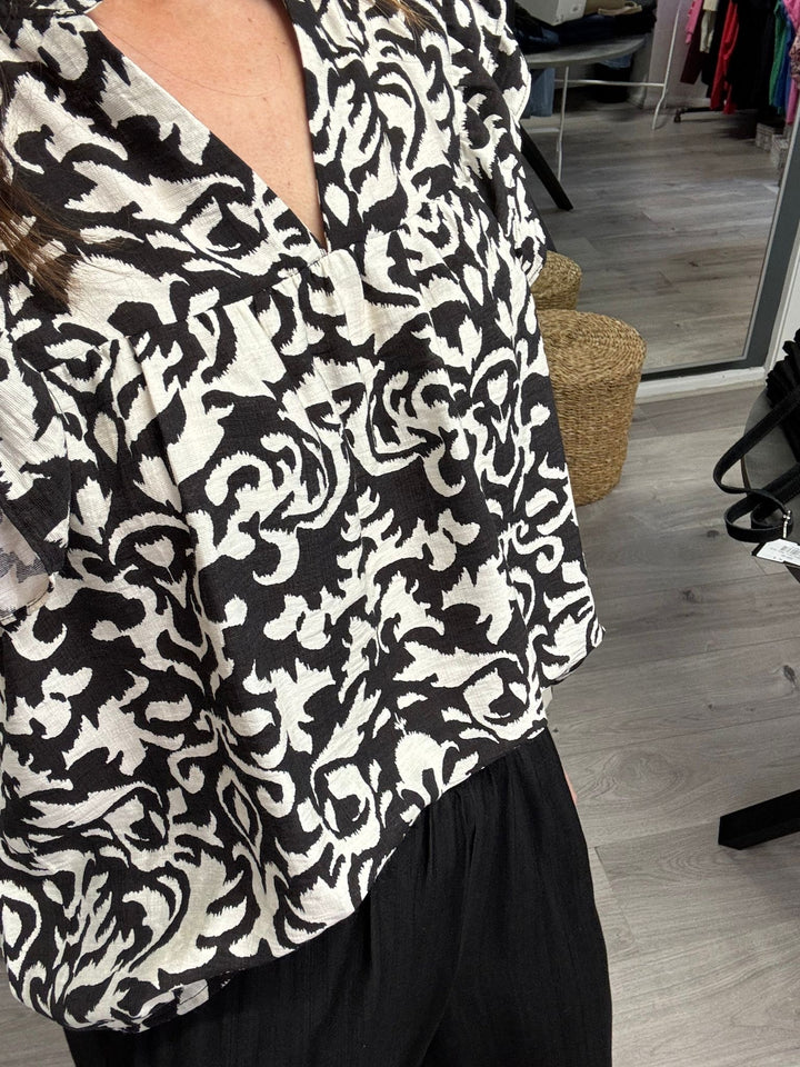 Brianne Blouse - Black Print