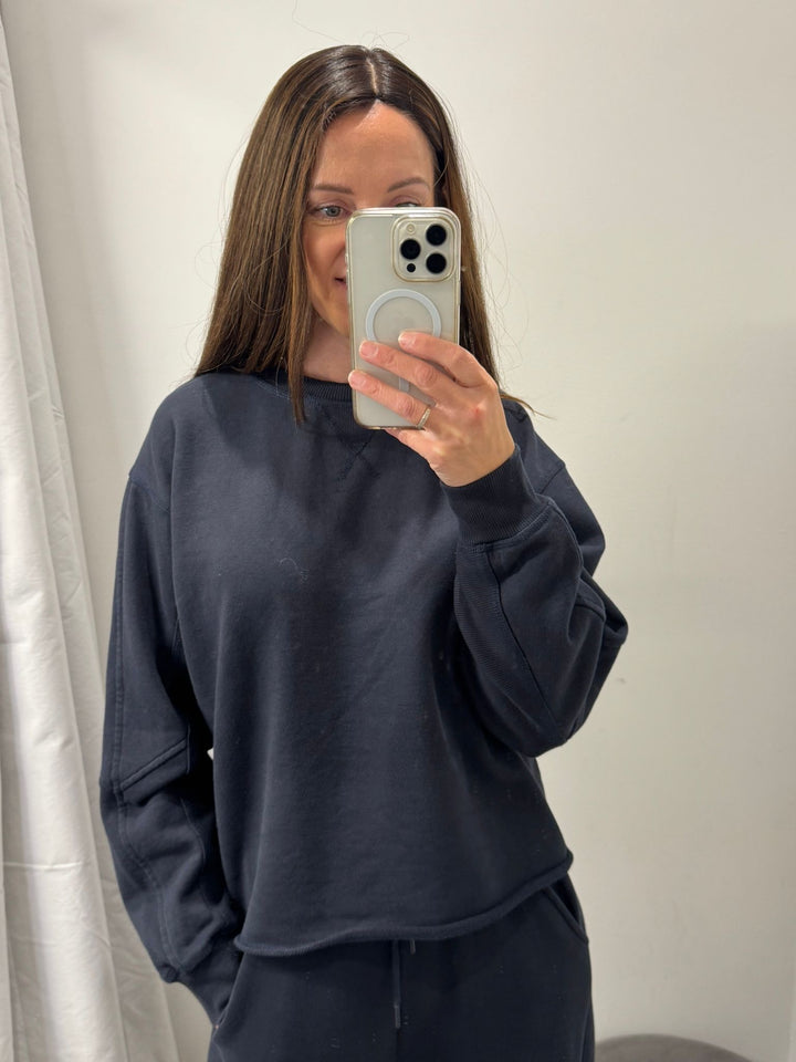 Mardes Sweater