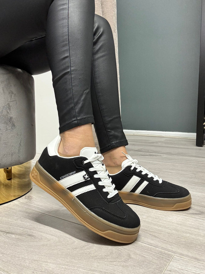 Xti Alba Suede Trainers