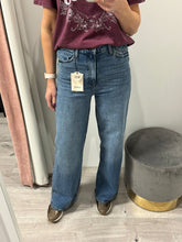 Load image into Gallery viewer, Kyra Wide Leg Jeans
