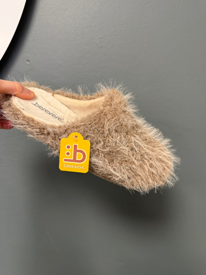 Berevere Slippers - Beige Mohair