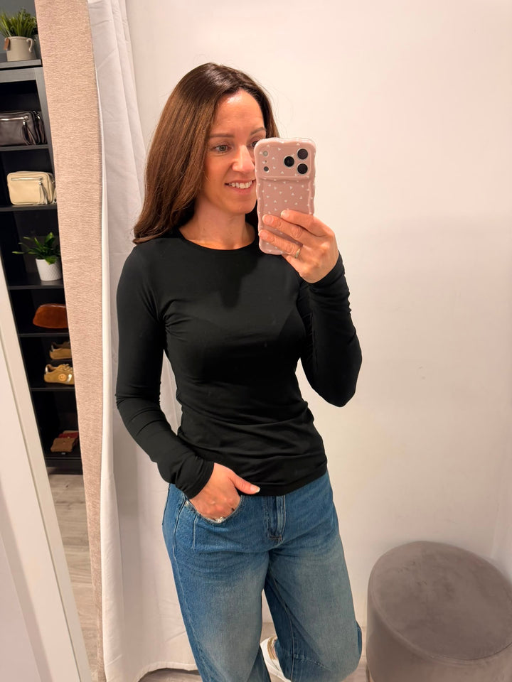 Pamila LS Top - Black
