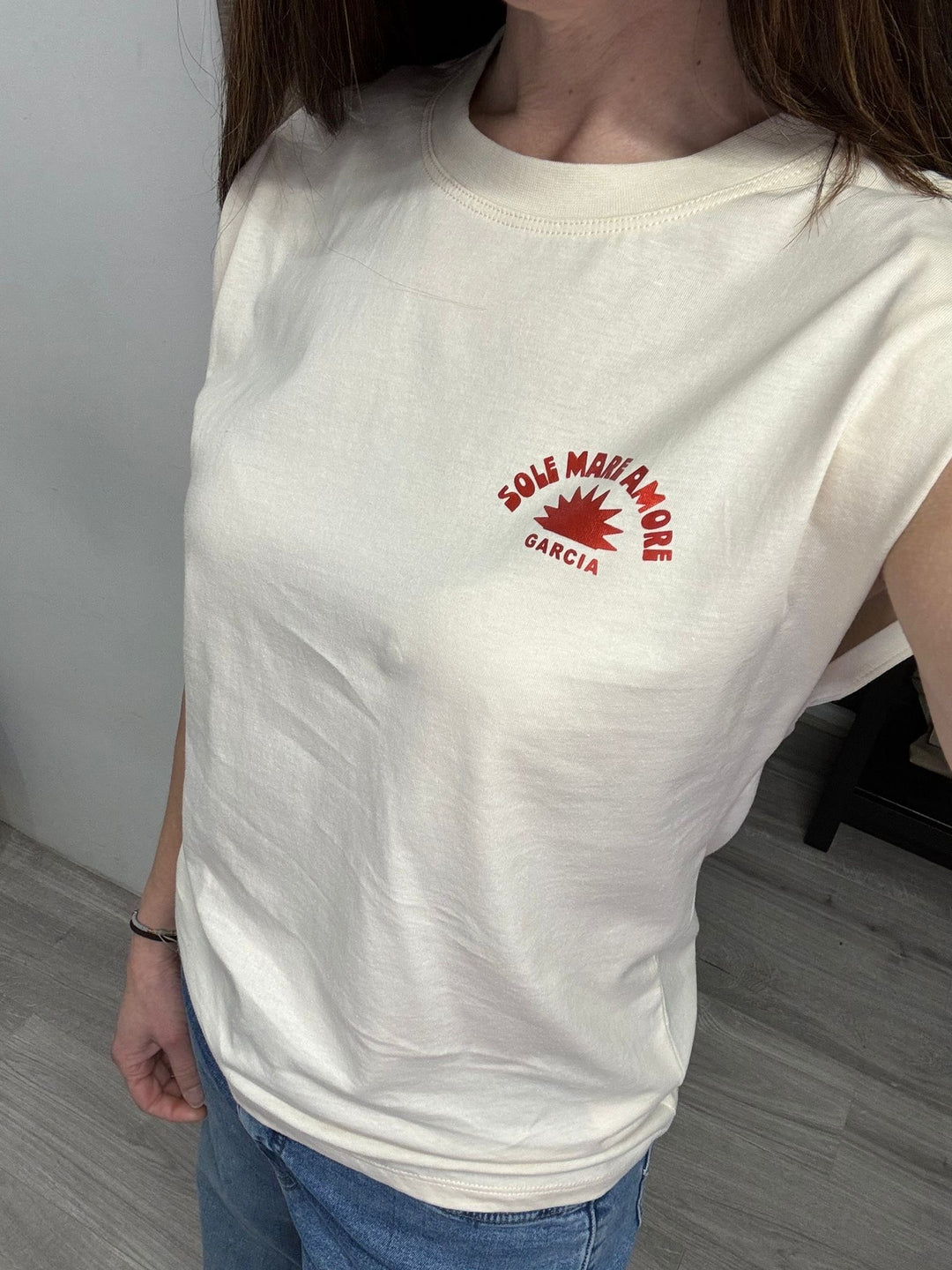 Paola Sleeveless T-shirt