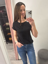Load image into Gallery viewer, Pamila T-shirt - Black
