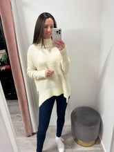 Load image into Gallery viewer, Mia Jumper - Cream
