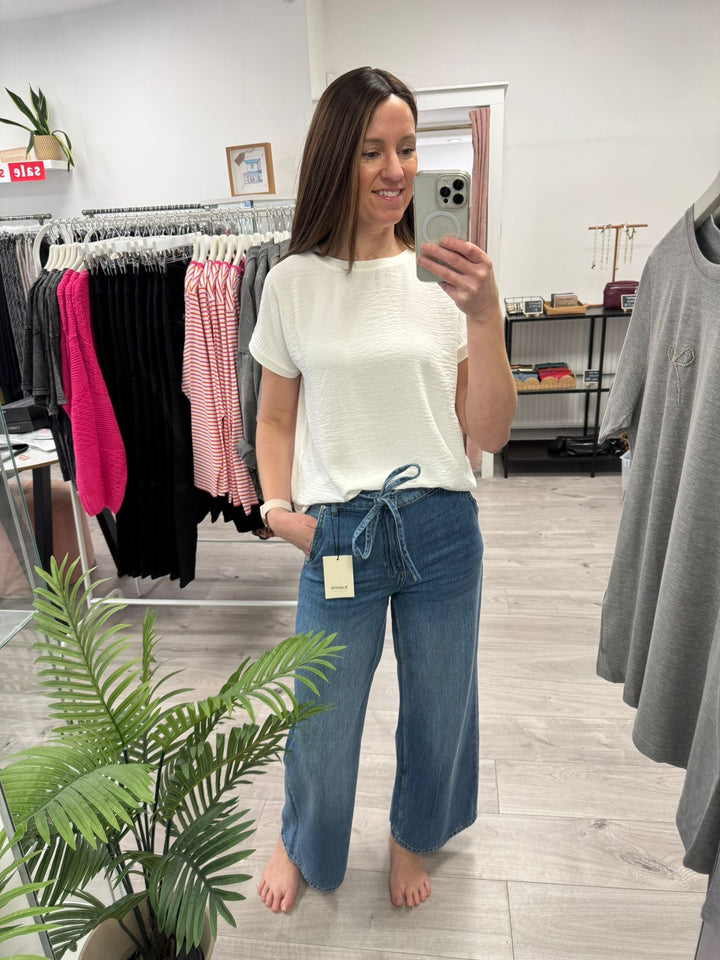 Kimu Belted Jeans - Size 25" Waist