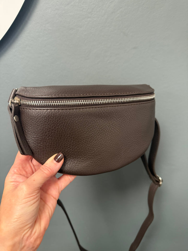 Mina Leather Bum Bag - Chocolate