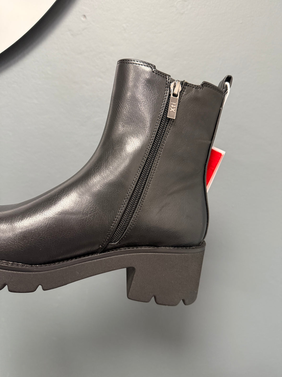 Xti Chelsea Boots