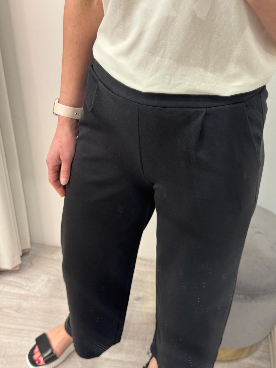 Kate Cropped Wide Leg Pants - Black