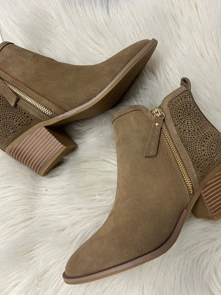 Carmela Maya Boots