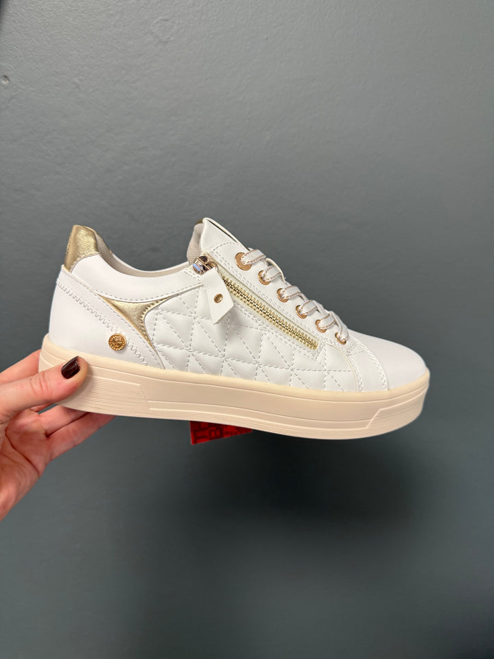Xti Zip Detail Trainers - White