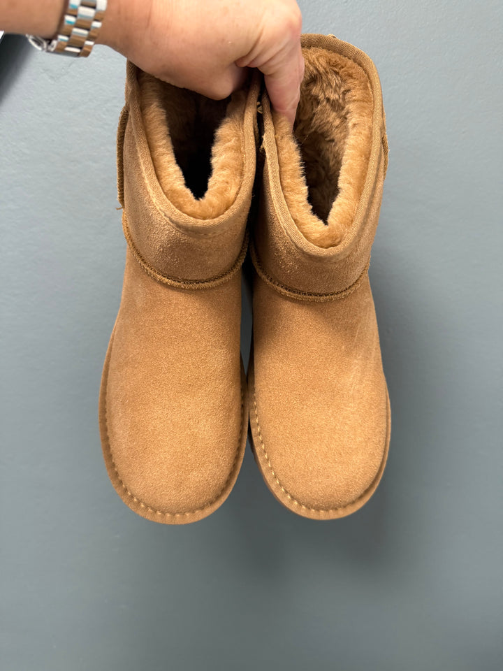 Carmela Suede Flatform Boots