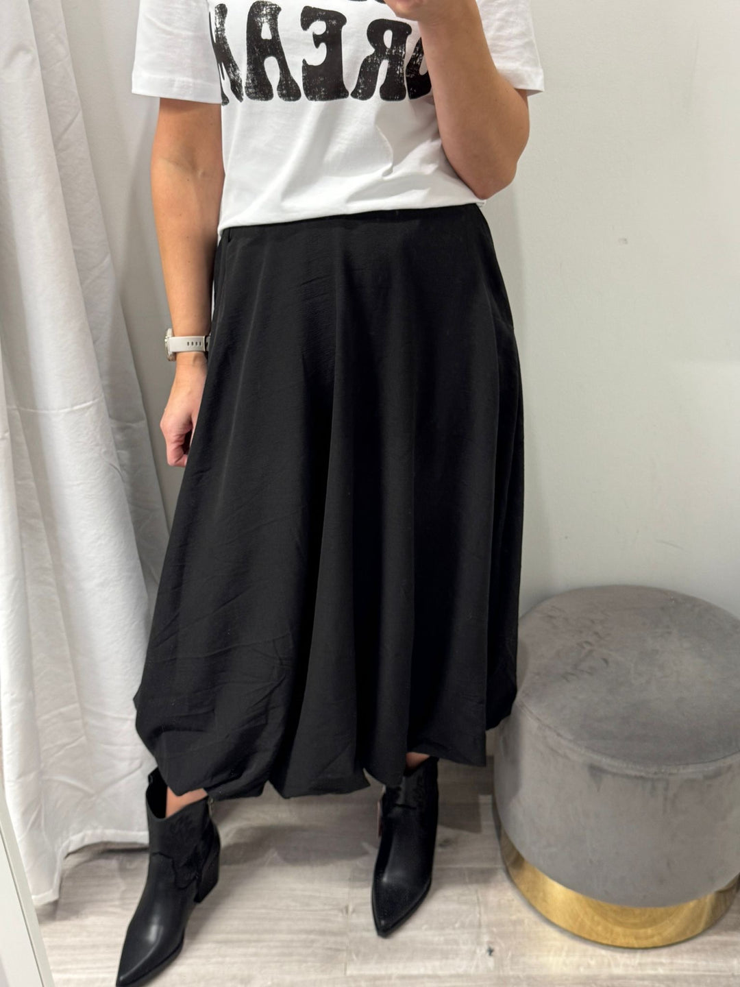 Larina Skirt