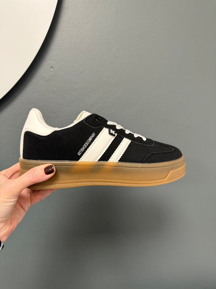 Xti Alba Suede Trainers