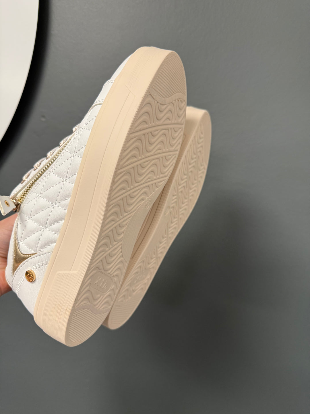 Xti Zip Detail Trainers - White